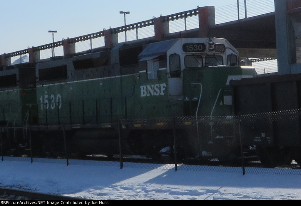 BNSF 1530